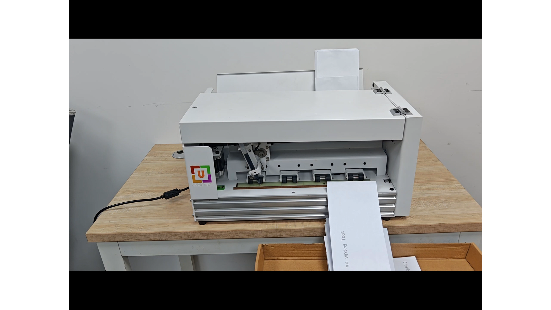 UUNA TEK® iAuto Plus - Handwriting Machine with Feeder/Automatic Signature Machine/Handwriting Machine for Letter/Automatic Writing Machine, Write Up to 210 Letters, 80 Envelops Per Load - UUNA TEK CO.,LIMITED