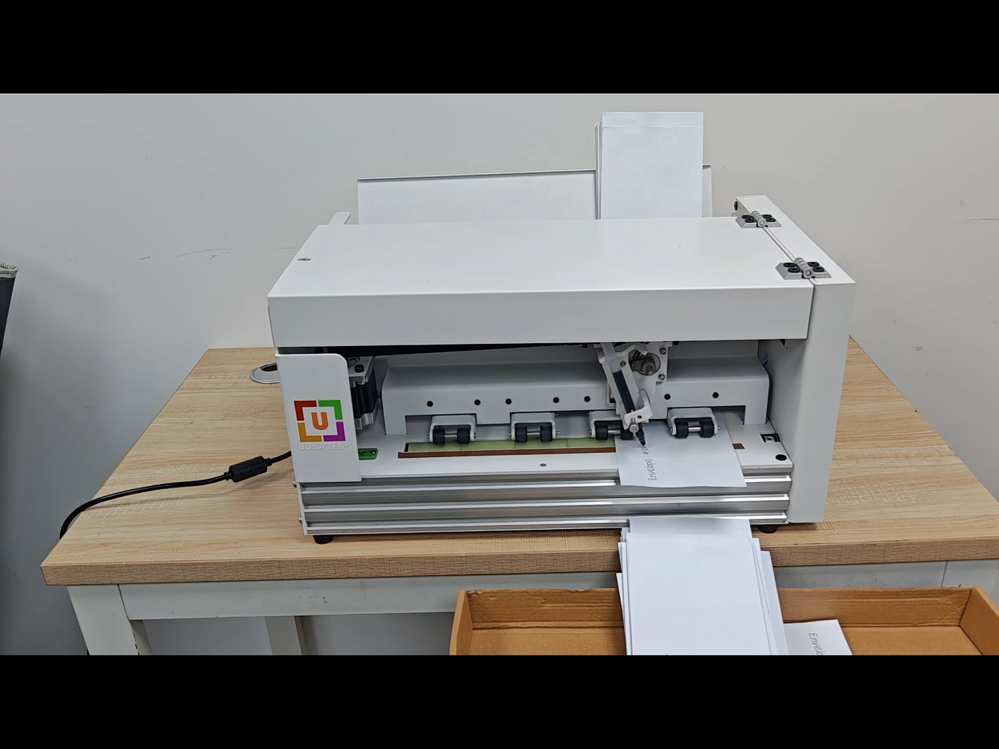 UUNA TEK® iAuto Plus - Handwriting Machine with Feeder/Automatic Signature Machine/Handwriting Machine for Letter/Automatic Writing Machine, Write Up to 210 Letters, 80 Envelops Per Load - UUNA TEK CO.,LIMITED